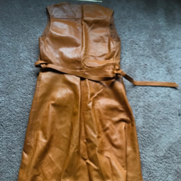 Make an offer to one piece or take them all - Picture 3 of 15